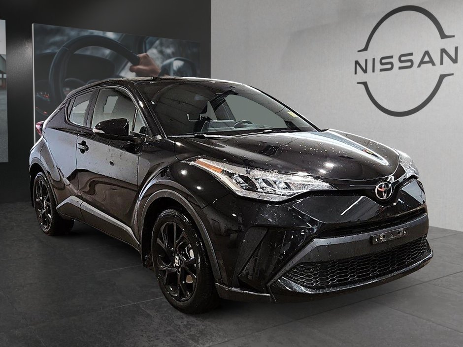 2021 Toyota C-HR XLE Premium-2