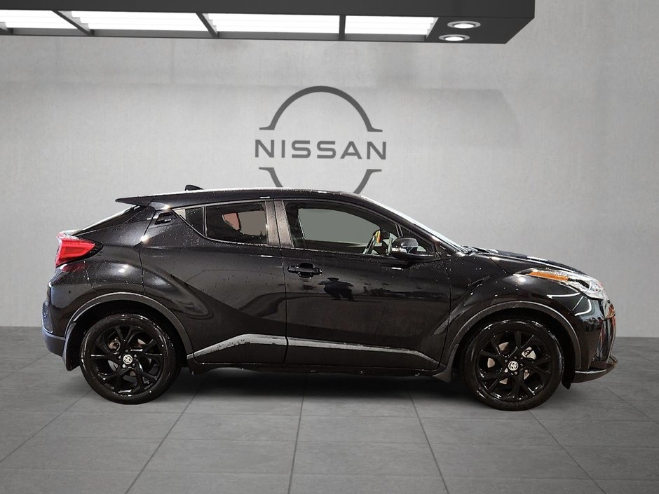 2021 Toyota C-HR XLE Premium-3