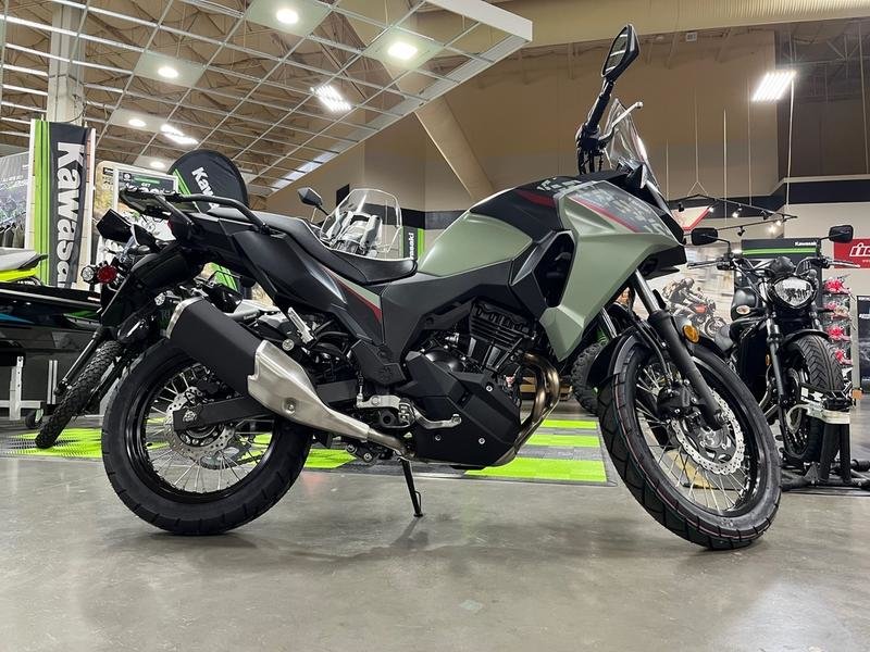 Kawasaki versys 300 cena deals