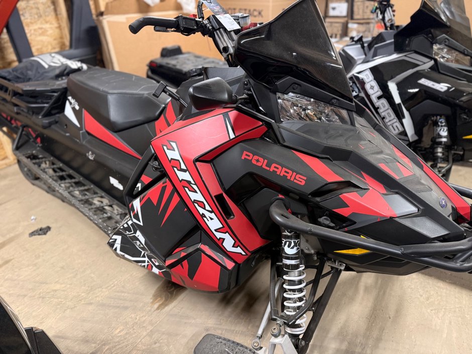 Polaris TITAN ADVENTURE  2018