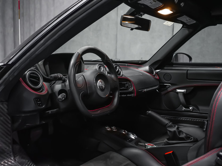 2018 Alfa Romeo 4C Spider-30