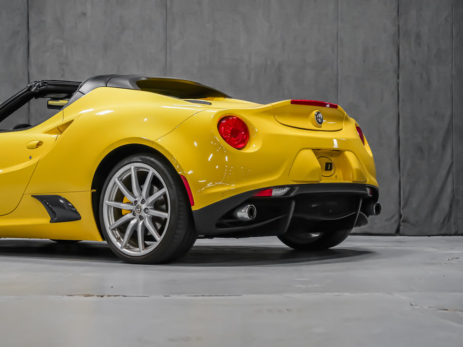2016 Alfa Romeo 4C SPYDER-7