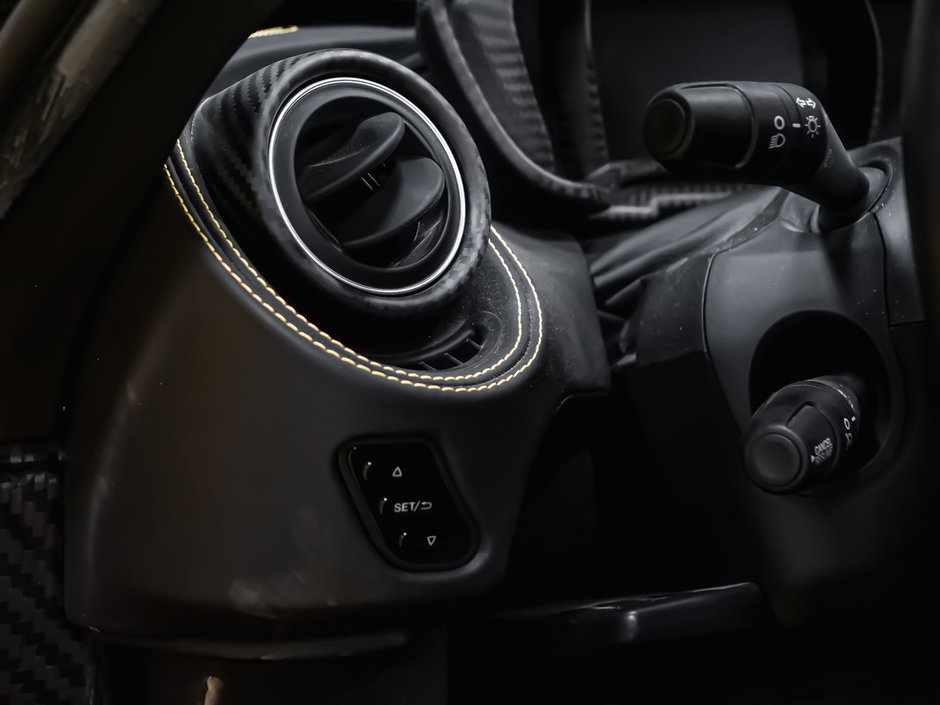2016 Alfa Romeo 4C SPYDER-24