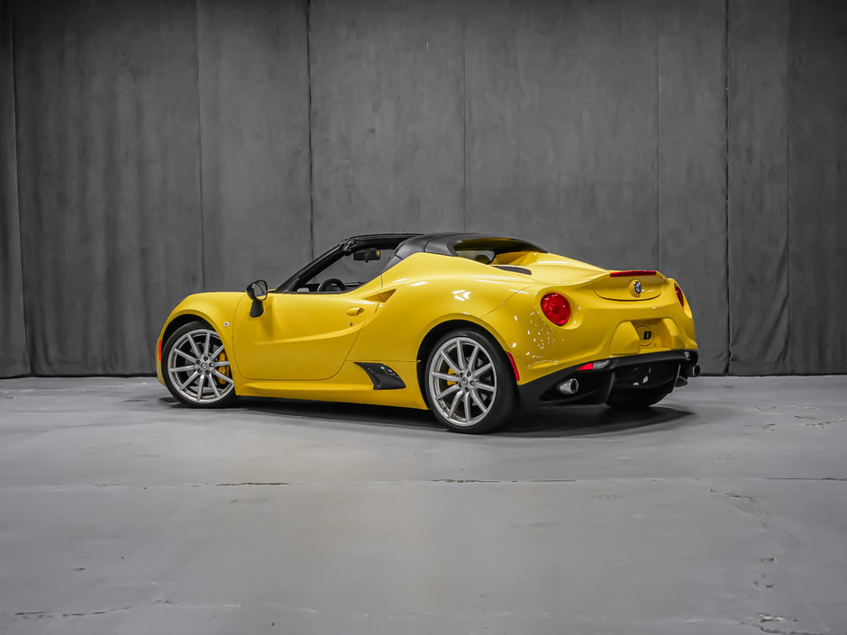 2016 Alfa Romeo 4C SPYDER-6