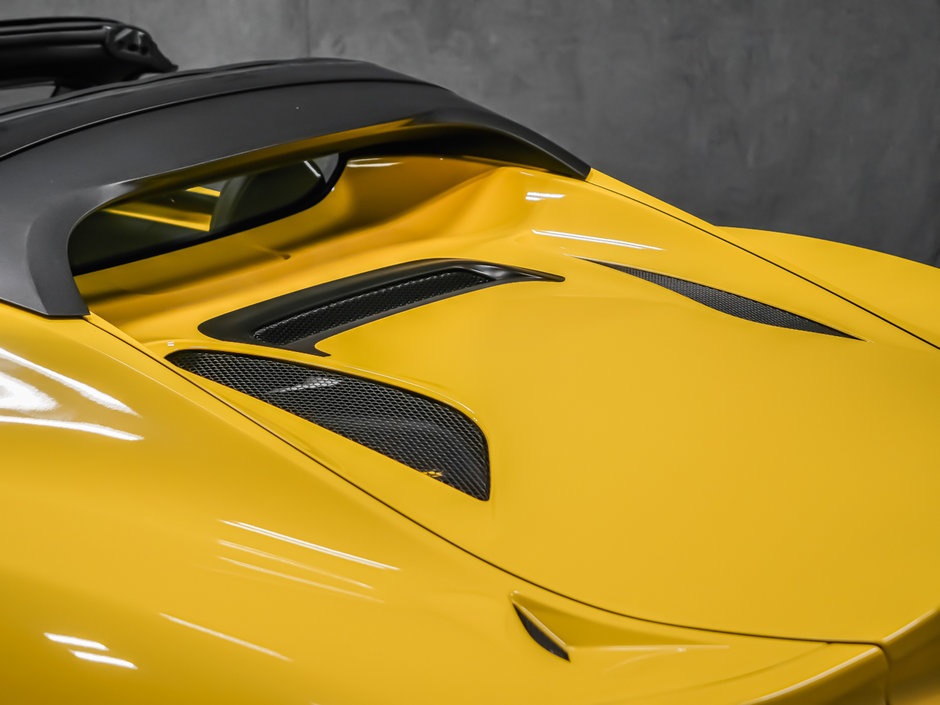2016 Alfa Romeo 4C SPYDER-8