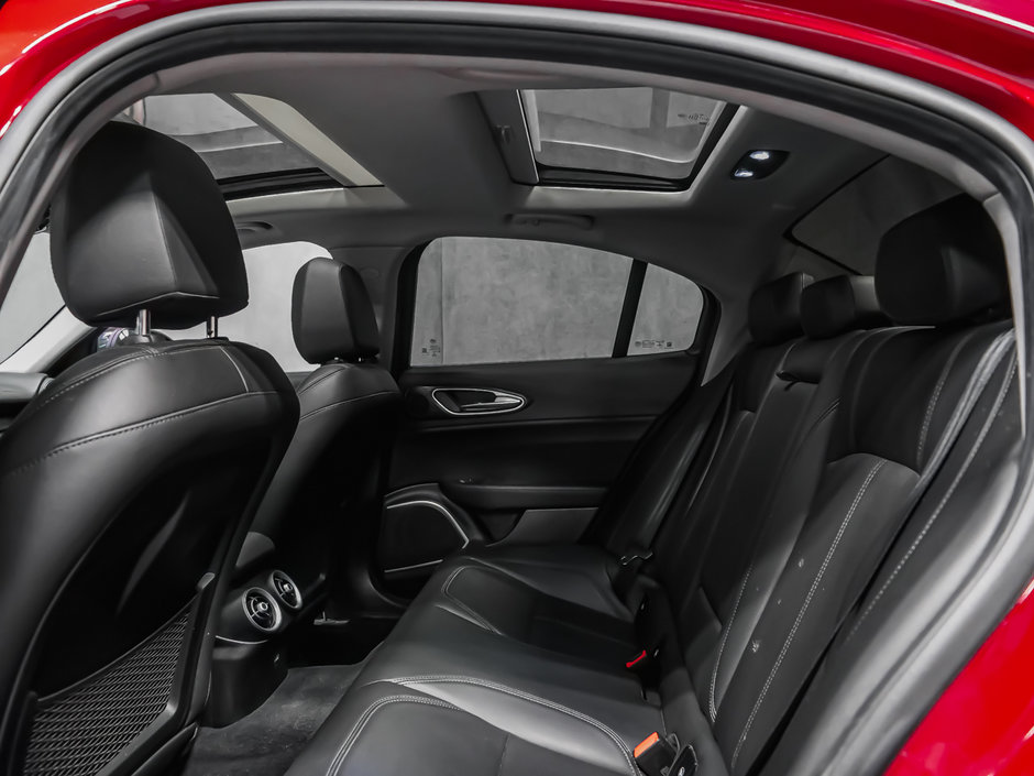 Alfa Romeo GIULIA SPRINT 2021-16