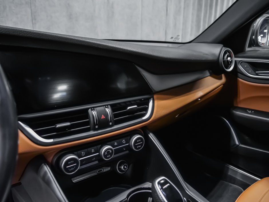 Alfa Romeo GIULIA TI SPORT 2021-9