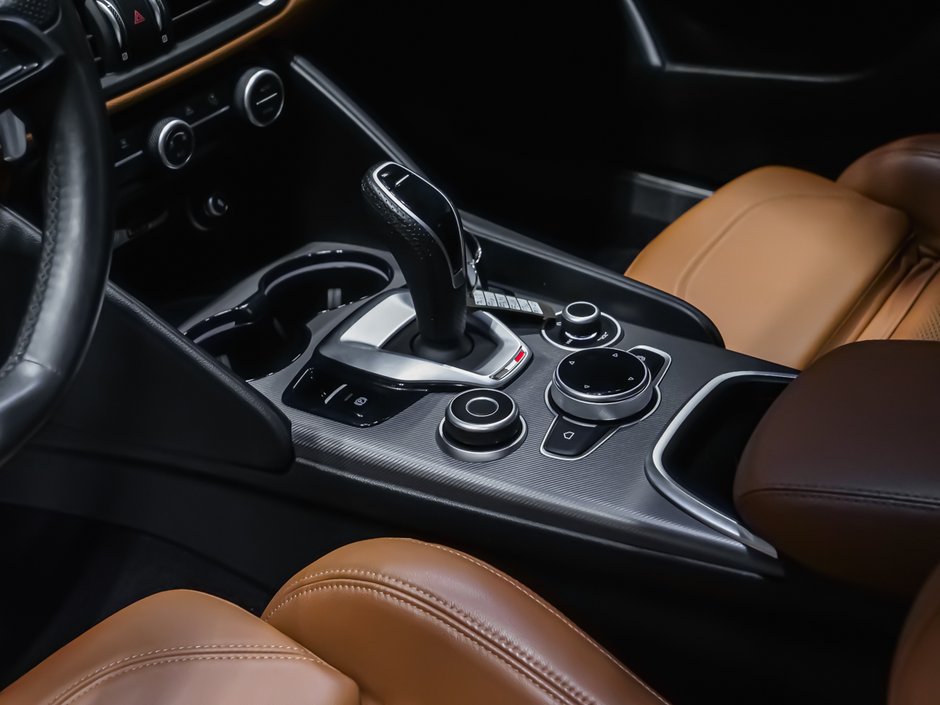 Alfa Romeo GIULIA TI SPORT 2021-7