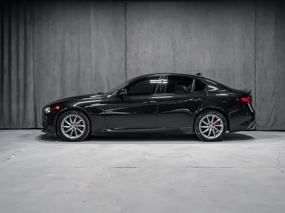 Alfa Romeo Giulia Veloce 2022-4