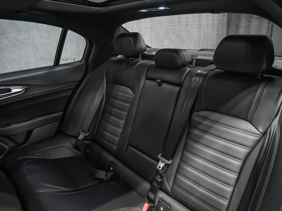 Alfa Romeo Giulia ESTREMA 2023-19