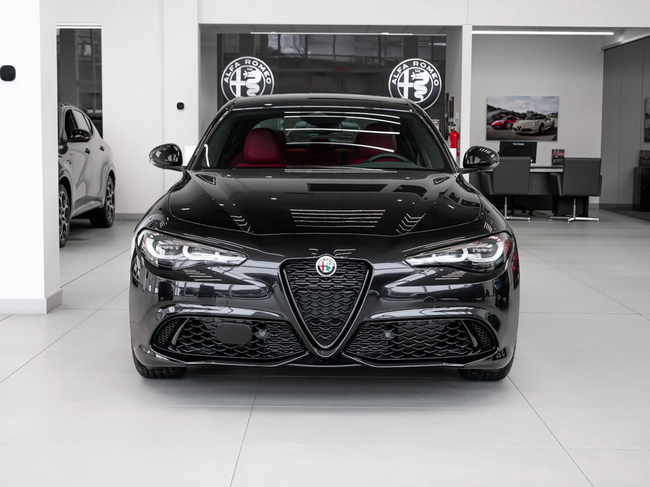 Alfa Romeo GIULIA  2025-1