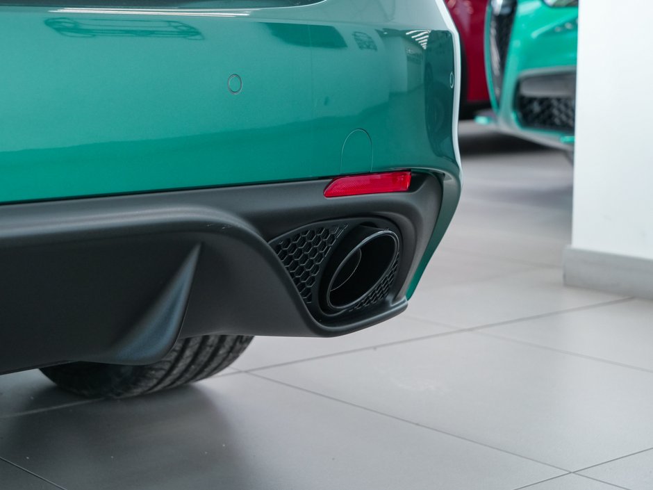 2025 Alfa Romeo Giulia Intensa-11