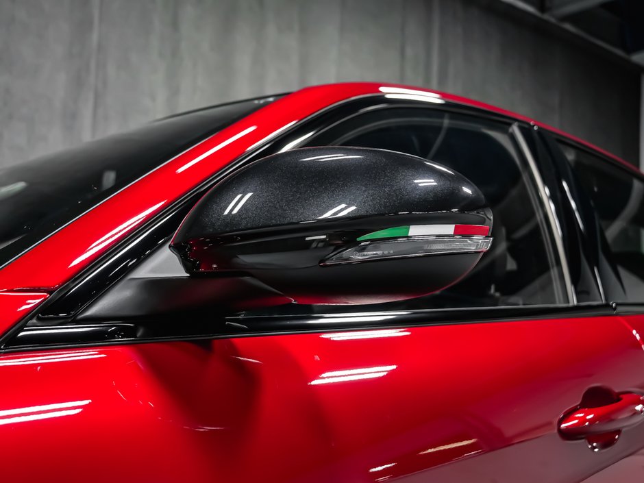 2025 Alfa Romeo Giulia Intensa-8