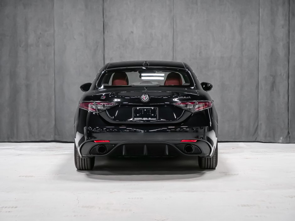 2026 Alfa Romeo Giulia Veloce-5