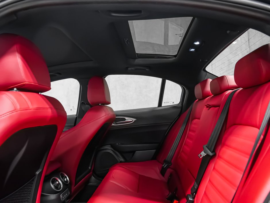 2026 Alfa Romeo Giulia Veloce-16