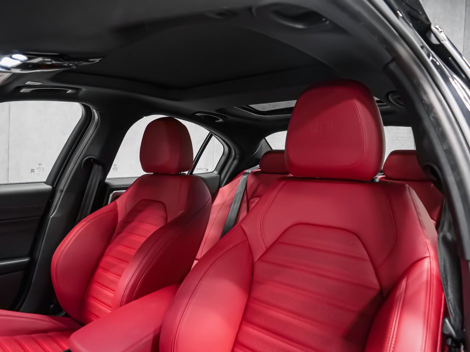 2026 Alfa Romeo Giulia Veloce-14