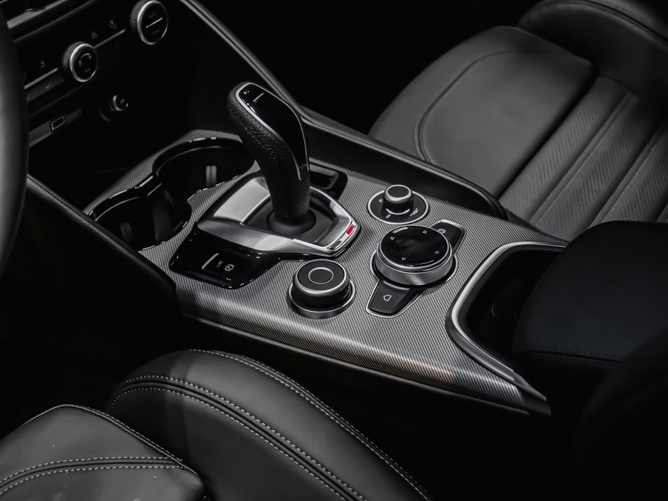 2026 Alfa Romeo Giulia Core-11