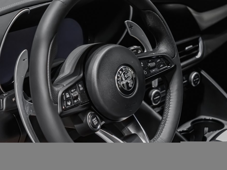 2026 Alfa Romeo Giulia Core-12
