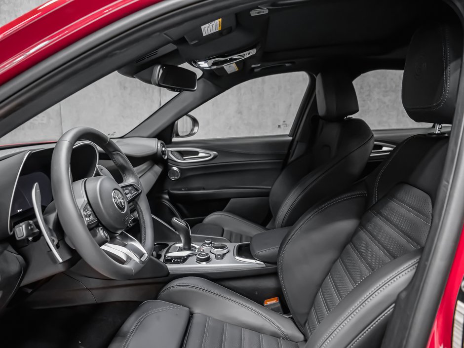 2026 Alfa Romeo Giulia Core-29