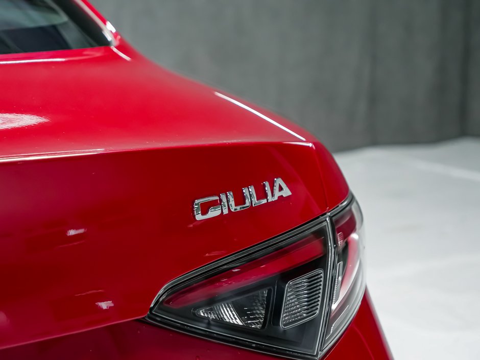 2026 Alfa Romeo Giulia Core-5