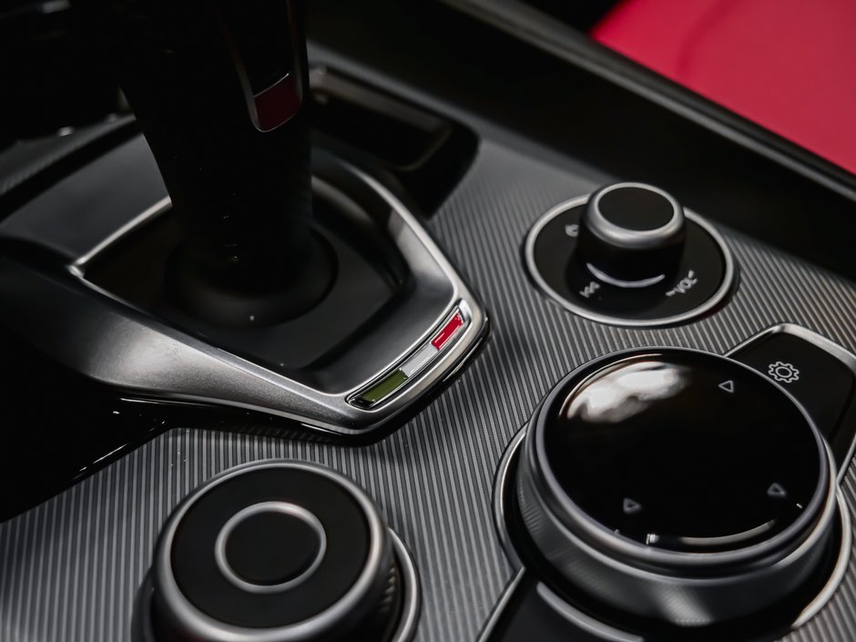 2026 Alfa Romeo Giulia Core-14