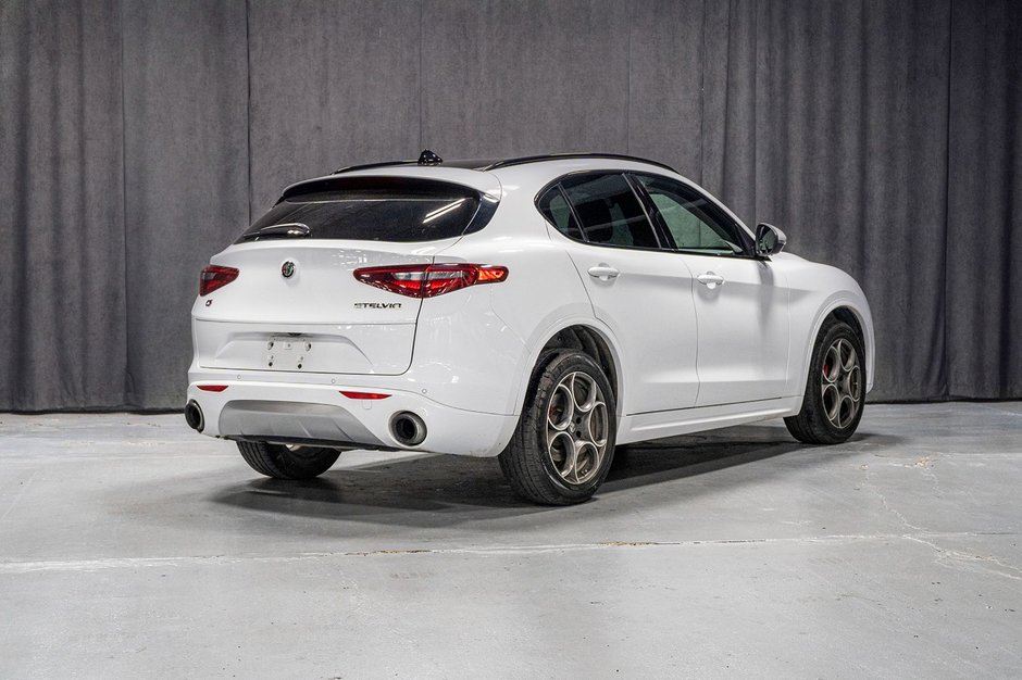 Alfa Romeo Stelvio SPORT 2020-6