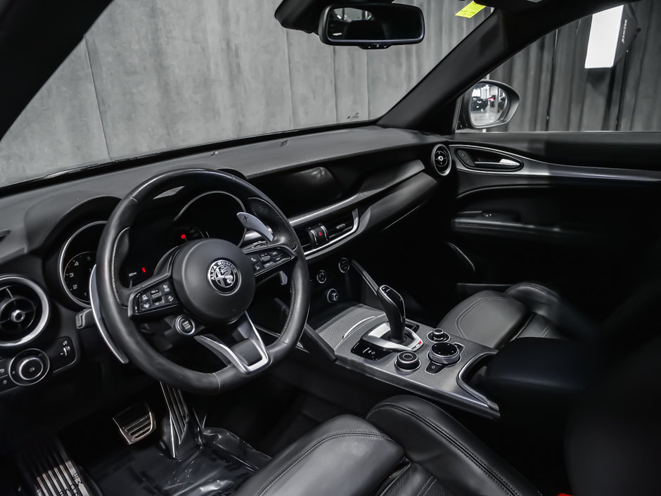 Alfa Romeo Stelvio TI SPORT 2021-8