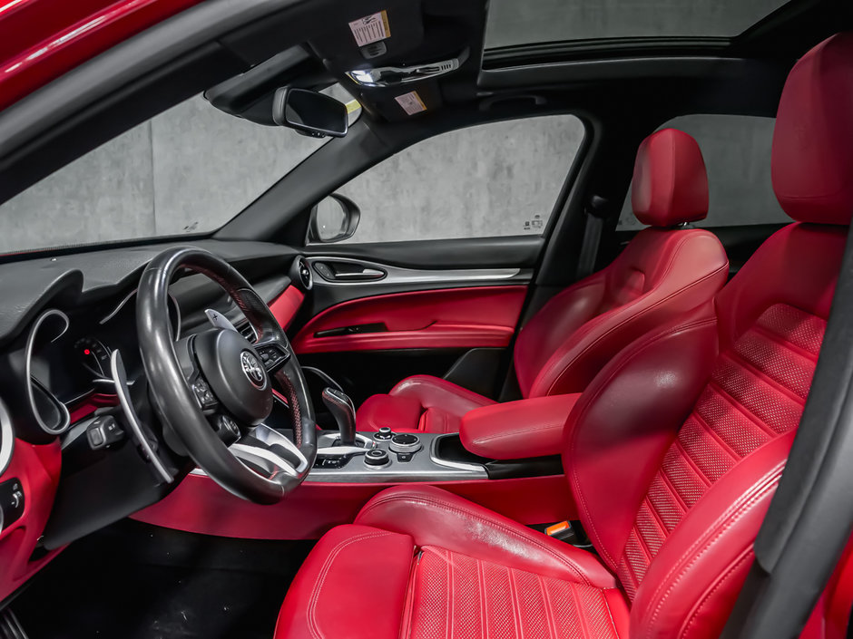 Alfa Romeo Stelvio TI SPORT 2021-14