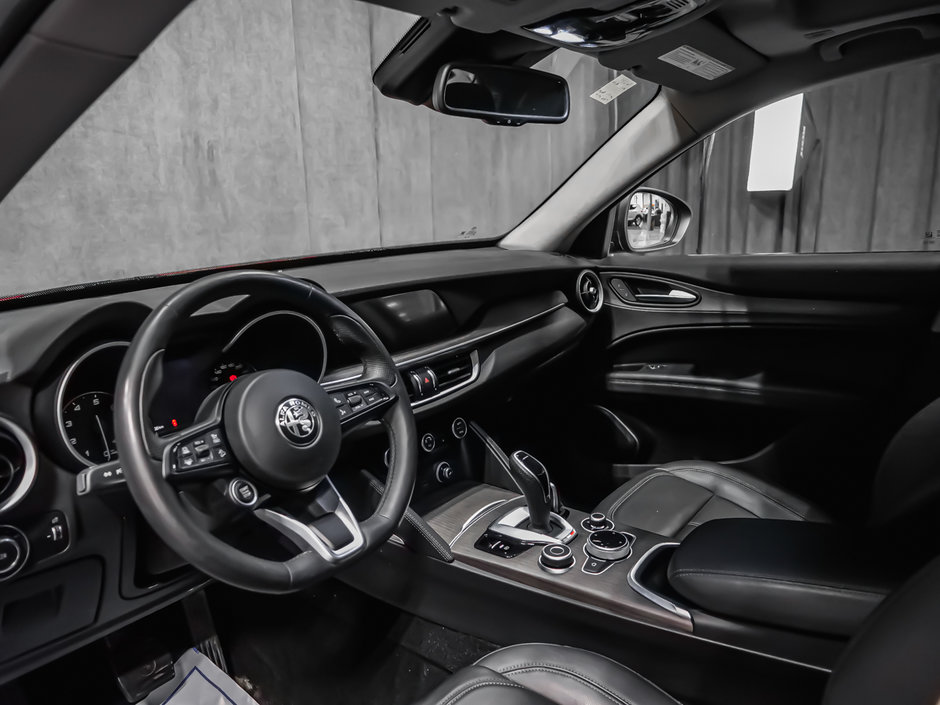 2021 Alfa Romeo Stelvio Ti-8