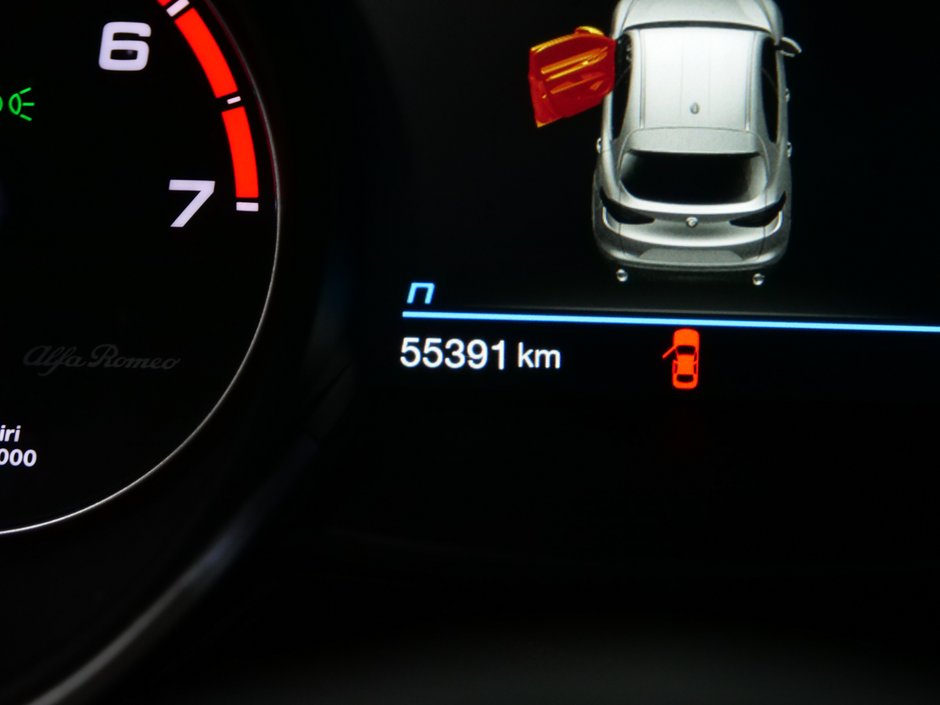 Alfa Romeo Stelvio TI SPORT 2021-10