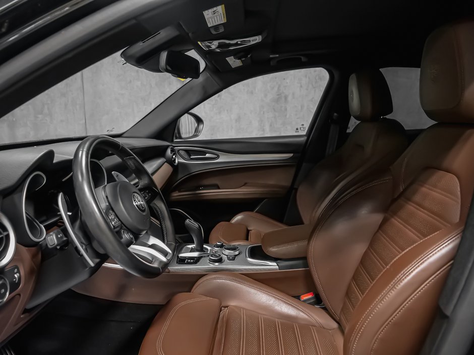 Alfa Romeo Stelvio TI SPORT 2021-13