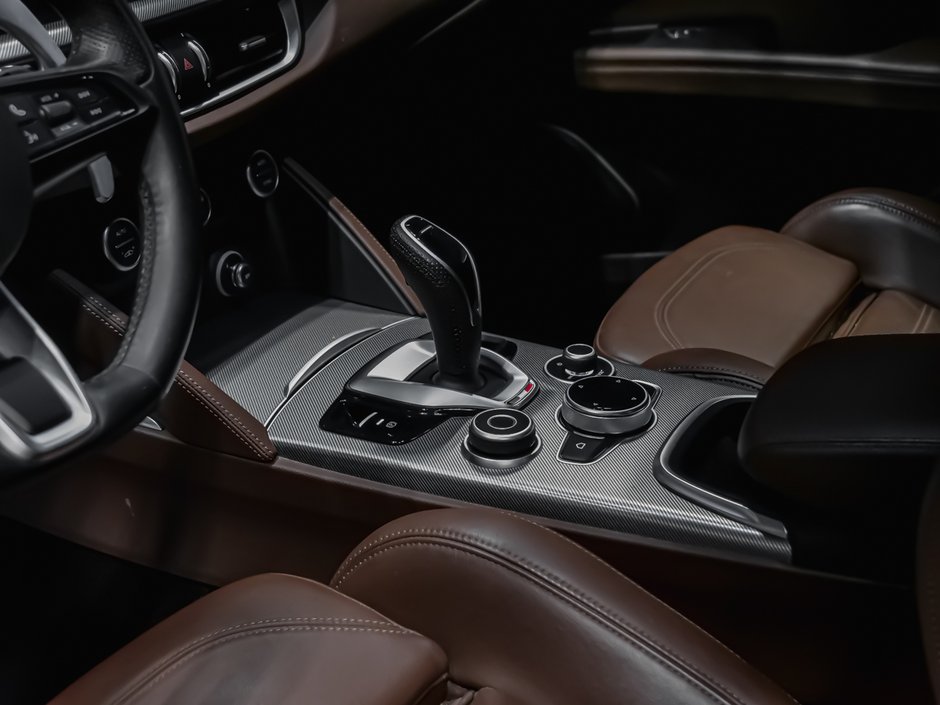 Alfa Romeo Stelvio TI SPORT 2021-7