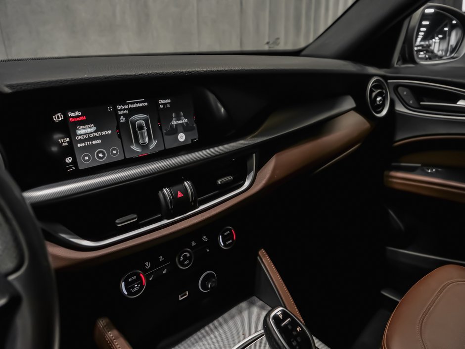 Alfa Romeo Stelvio TI SPORT 2021-12