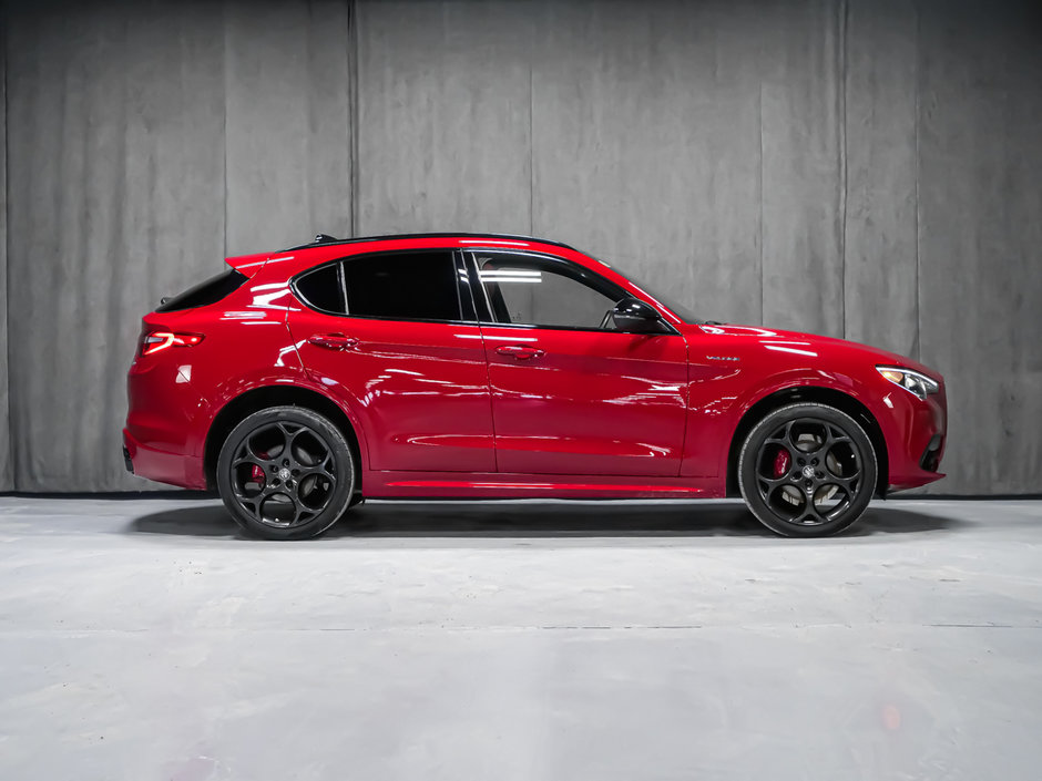 Alfa Romeo Stelvio VELOCE 2022-5