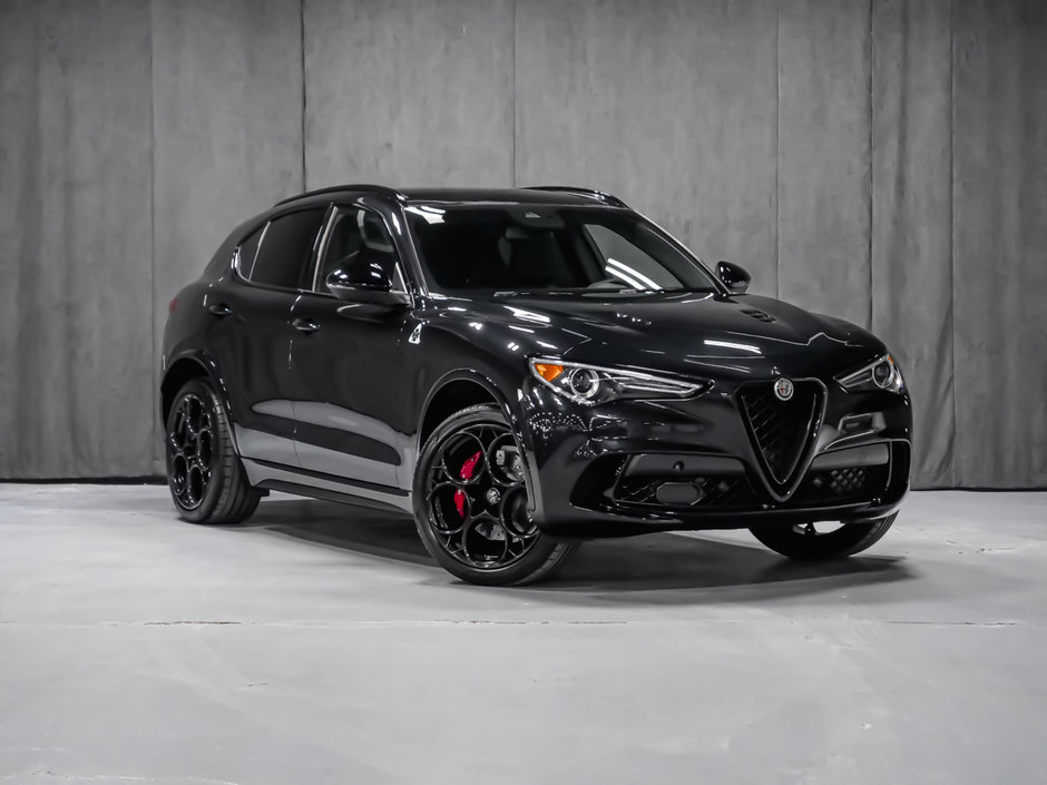 Alfa Romeo Stelvio Quadrifoglio 2022-1