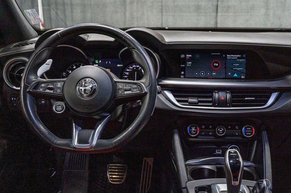 2022 Alfa Romeo Stelvio VELOCE-7