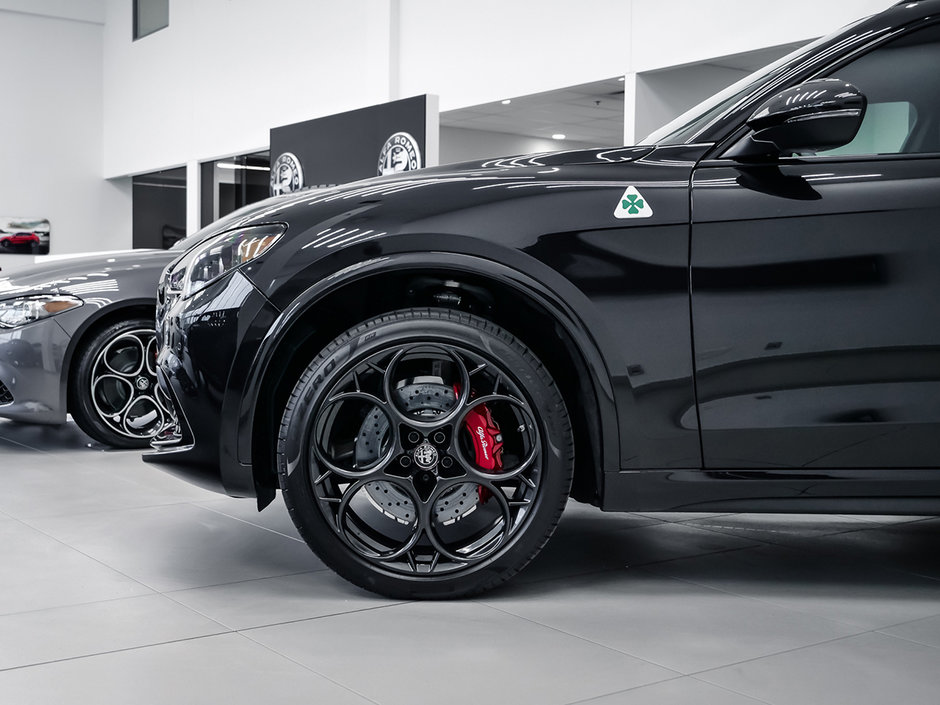 Scotti Alfa Romeo in Montreal, 2024 Alfa Romeo Stelvio QUADRIFOGLIO