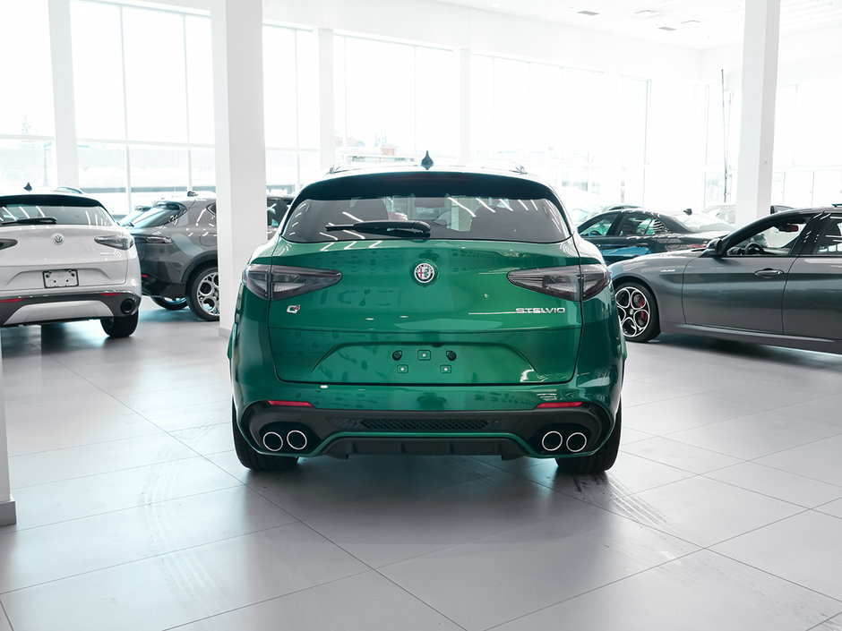 2024 Alfa Romeo Stelvio QUADRIFOGLIO-15