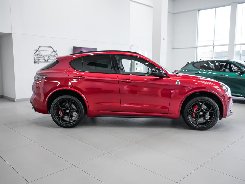 2024 Alfa Romeo Stelvio QUADRIFOGLIO-13