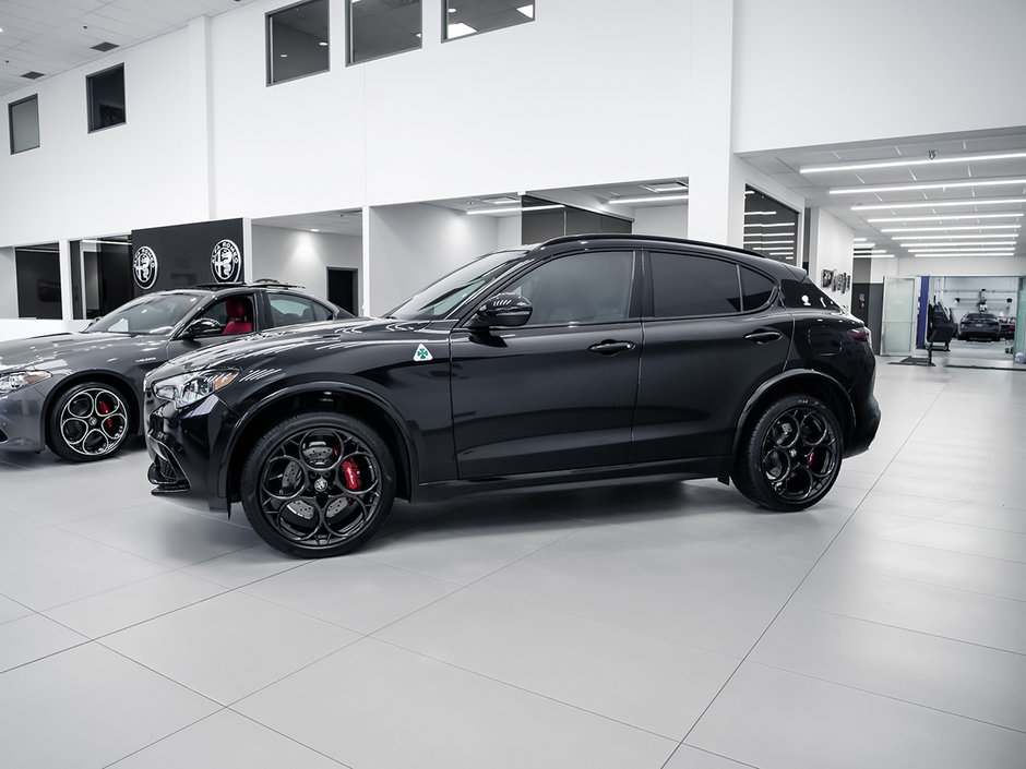 Alfa Romeo Stelvio QUADRIFOGLIO 2024-7