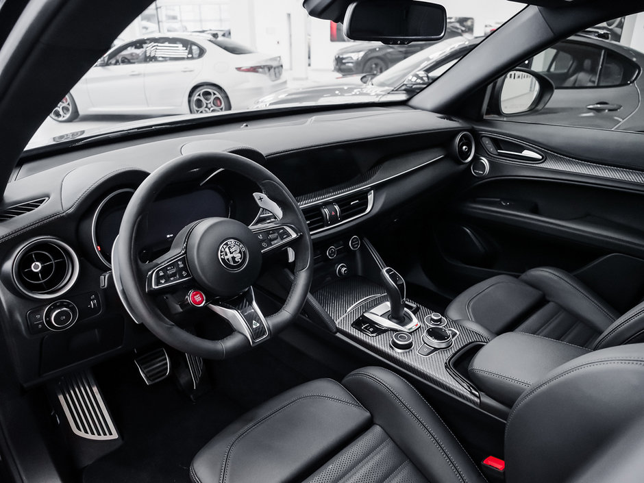 Alfa Romeo Stelvio QUADRIFOGLIO 2024-26