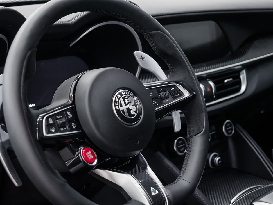 Alfa Romeo Stelvio QUADRIFOGLIO 2024-27