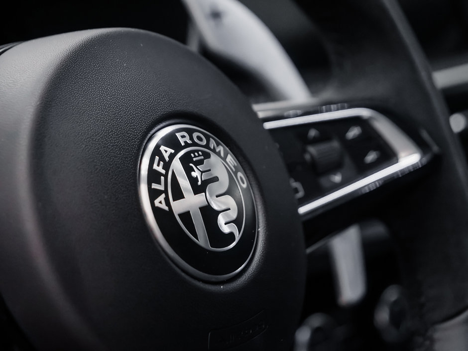 Alfa Romeo Stelvio QUADRIFOGLIO 2024-30