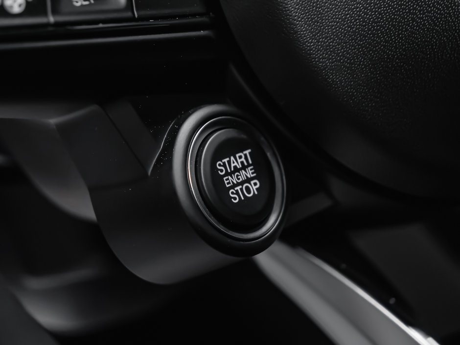 Alfa Romeo Stelvio  2025-21