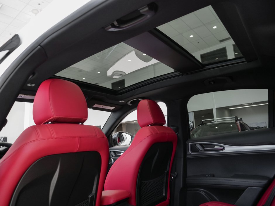 Alfa Romeo Stelvio Base 2025-34