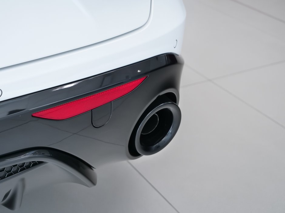 Alfa Romeo Stelvio Base 2025-14