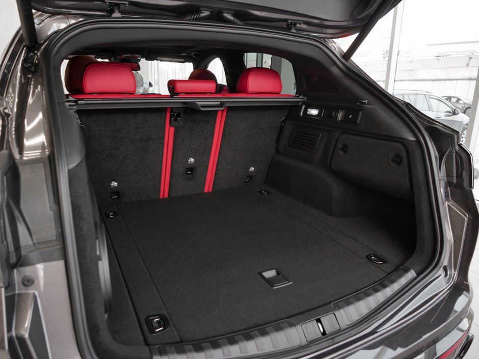 2025 Alfa Romeo Stelvio-11