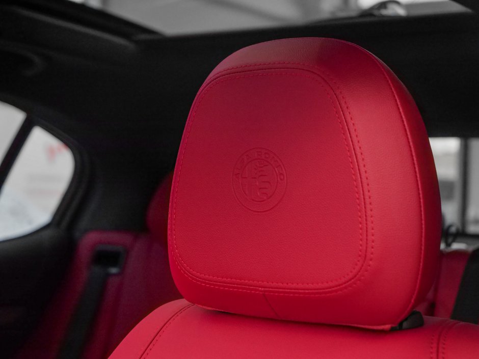 2025 Alfa Romeo Stelvio-20