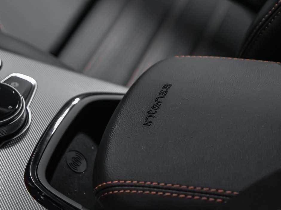 Alfa Romeo Stelvio Intensa 2025-30