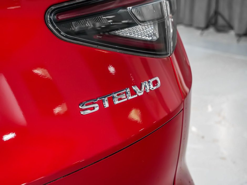Alfa Romeo Stelvio Intensa 2025-16